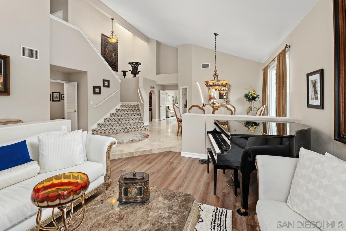 Detail Gallery Image 7 of 35 For 14711  Caminito Mar De Plata, Del Mar,  CA 92014 - 4 Beds | 3 Baths