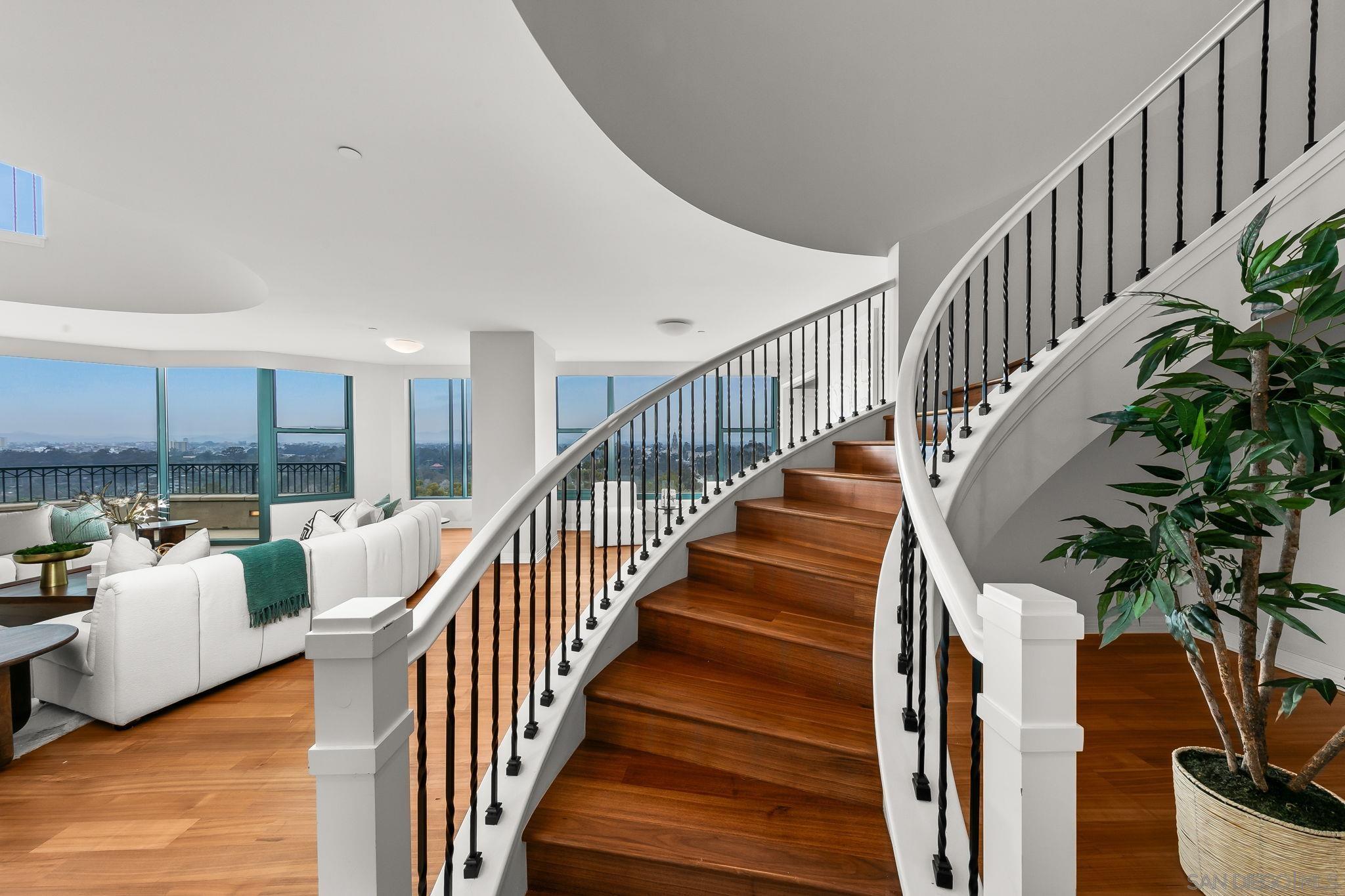 Detail Gallery Image 25 of 64 For 2500  6th Ave.  Ph5,  San Diego,  CA 92103 - 4 Beds | 4/1 Baths