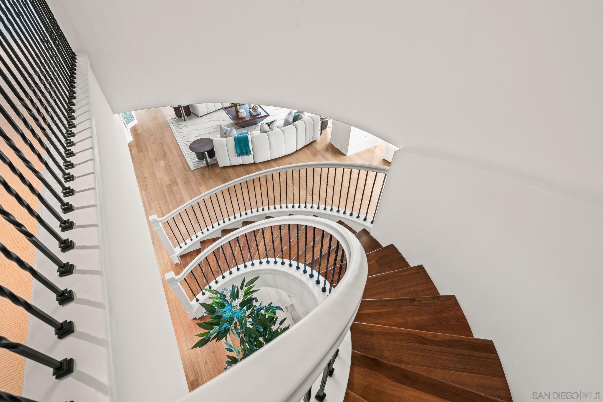 Detail Gallery Image 26 of 64 For 2500  6th Ave.  Ph5,  San Diego,  CA 92103 - 4 Beds | 4/1 Baths