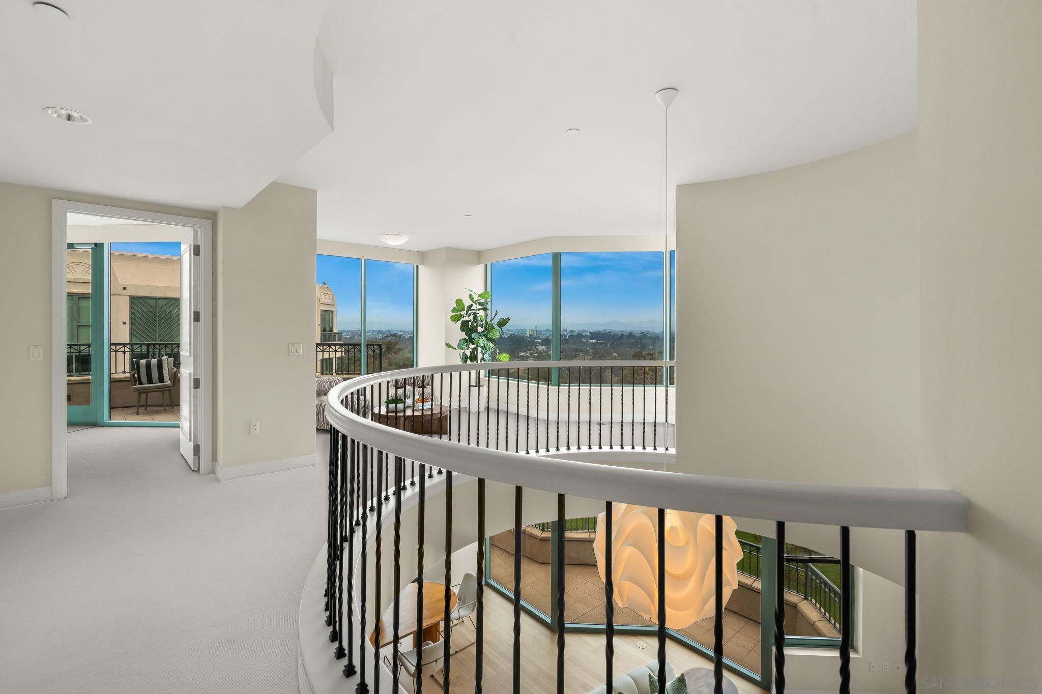 Detail Gallery Image 36 of 64 For 2500  6th Ave.  Ph5,  San Diego,  CA 92103 - 4 Beds | 4/1 Baths