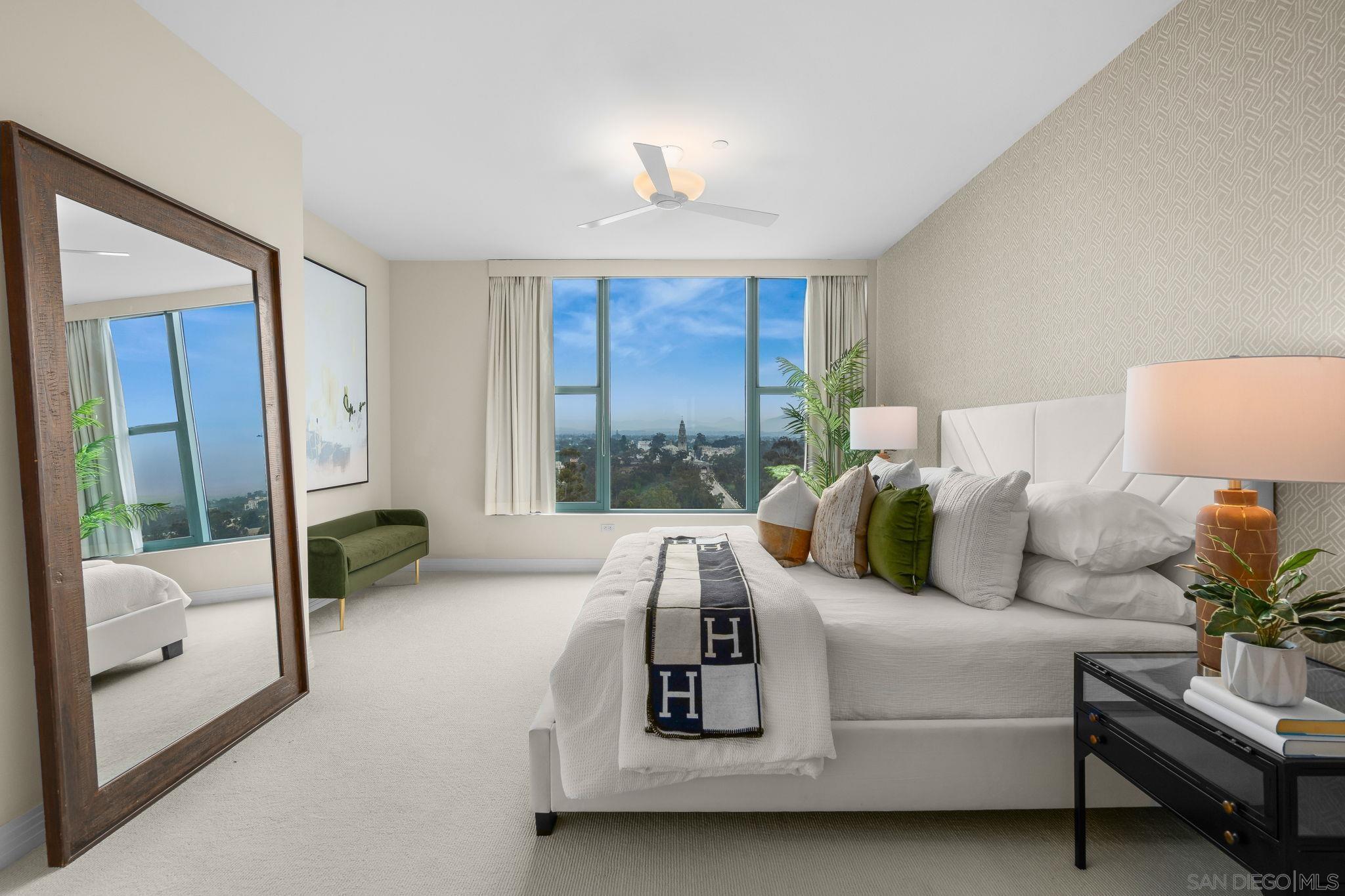 Detail Gallery Image 45 of 64 For 2500  6th Ave.  Ph5,  San Diego,  CA 92103 - 4 Beds | 4/1 Baths