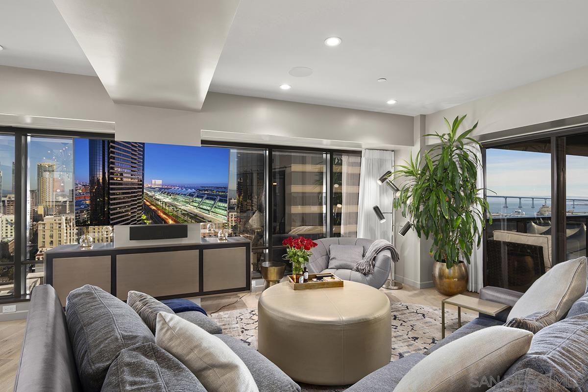 Detail Gallery Image 11 of 71 For 100  Harbor Drive  #1906,  San Diego,  CA 92101 - 1 Beds | 1/1 Baths