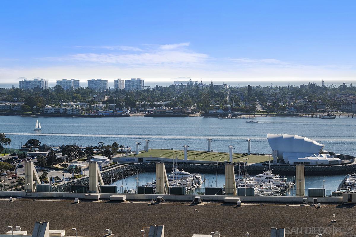 Detail Gallery Image 15 of 71 For 100  Harbor Drive  #1906,  San Diego,  CA 92101 - 1 Beds | 1/1 Baths