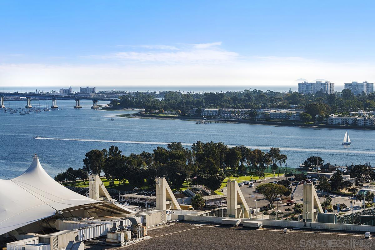 Detail Gallery Image 16 of 71 For 100  Harbor Drive  #1906,  San Diego,  CA 92101 - 1 Beds | 1/1 Baths