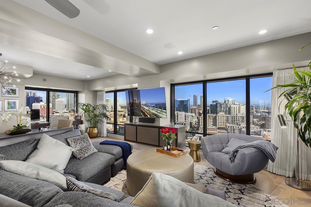 Detail Gallery Image 4 of 71 For 100  Harbor Drive  #1906,  San Diego,  CA 92101 - 1 Beds | 1/1 Baths