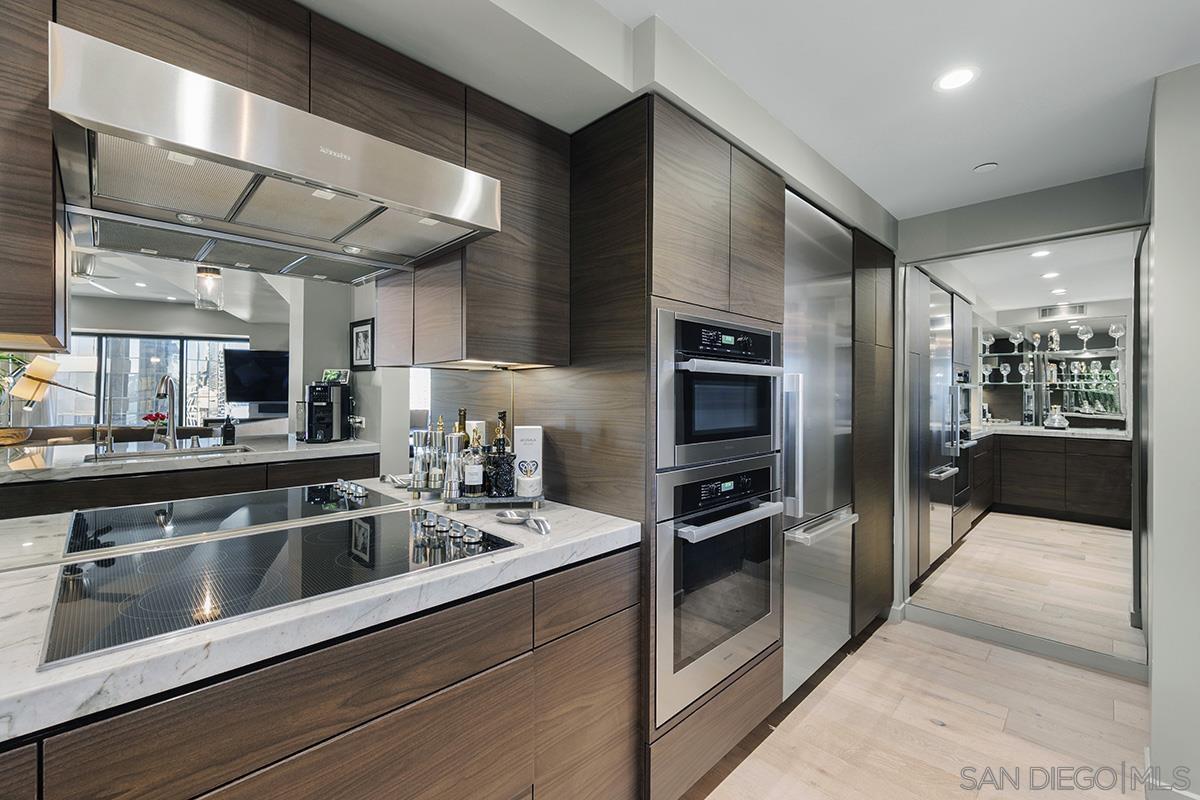 Detail Gallery Image 33 of 71 For 100  Harbor Drive  #1906,  San Diego,  CA 92101 - 1 Beds | 1/1 Baths