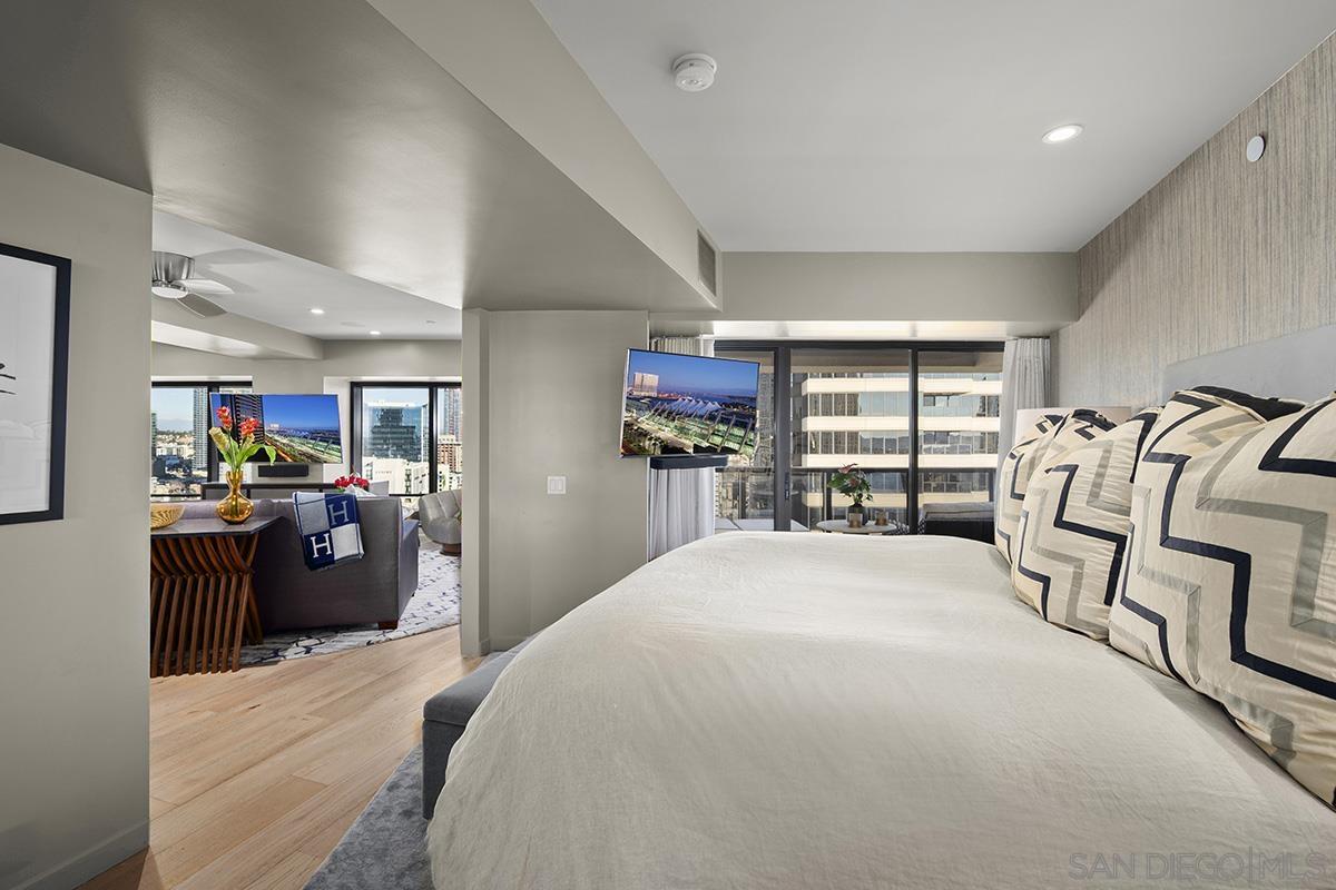 Detail Gallery Image 38 of 71 For 100  Harbor Drive  #1906,  San Diego,  CA 92101 - 1 Beds | 1/1 Baths