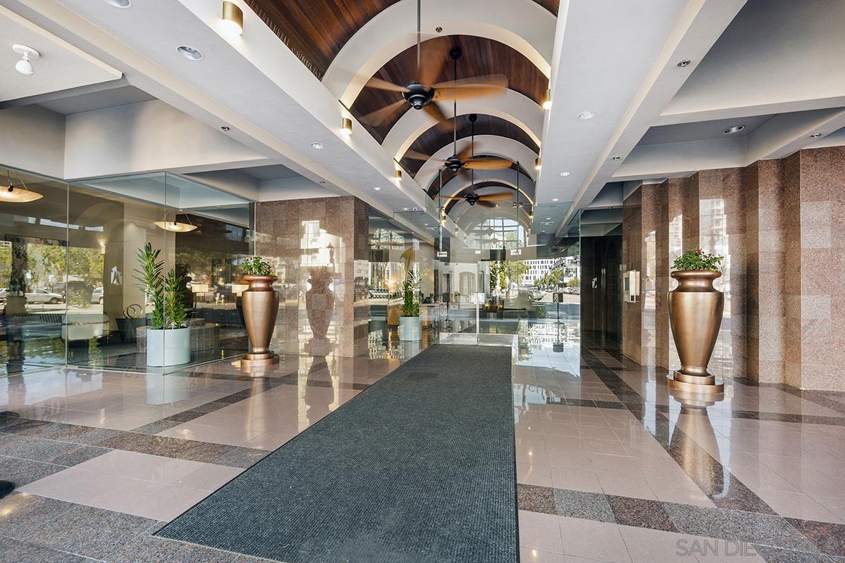 Detail Gallery Image 50 of 71 For 100  Harbor Drive  #1906,  San Diego,  CA 92101 - 1 Beds | 1/1 Baths