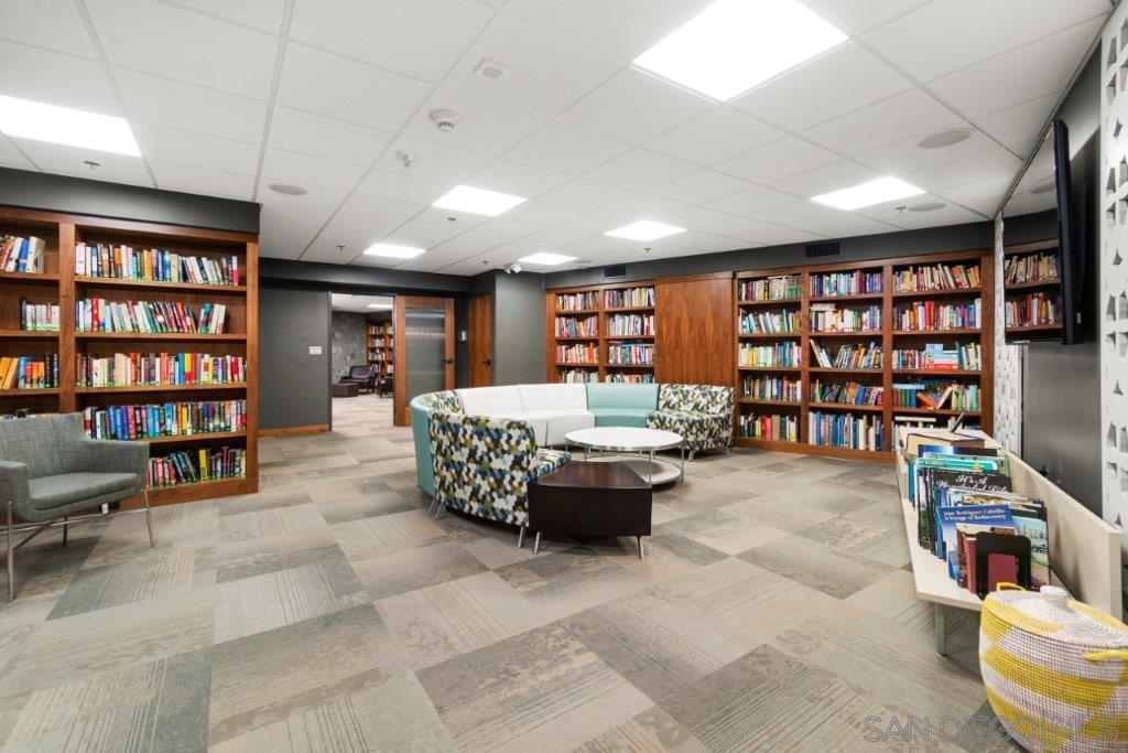 Detail Gallery Image 69 of 71 For 100  Harbor Drive  #1906,  San Diego,  CA 92101 - 1 Beds | 1/1 Baths