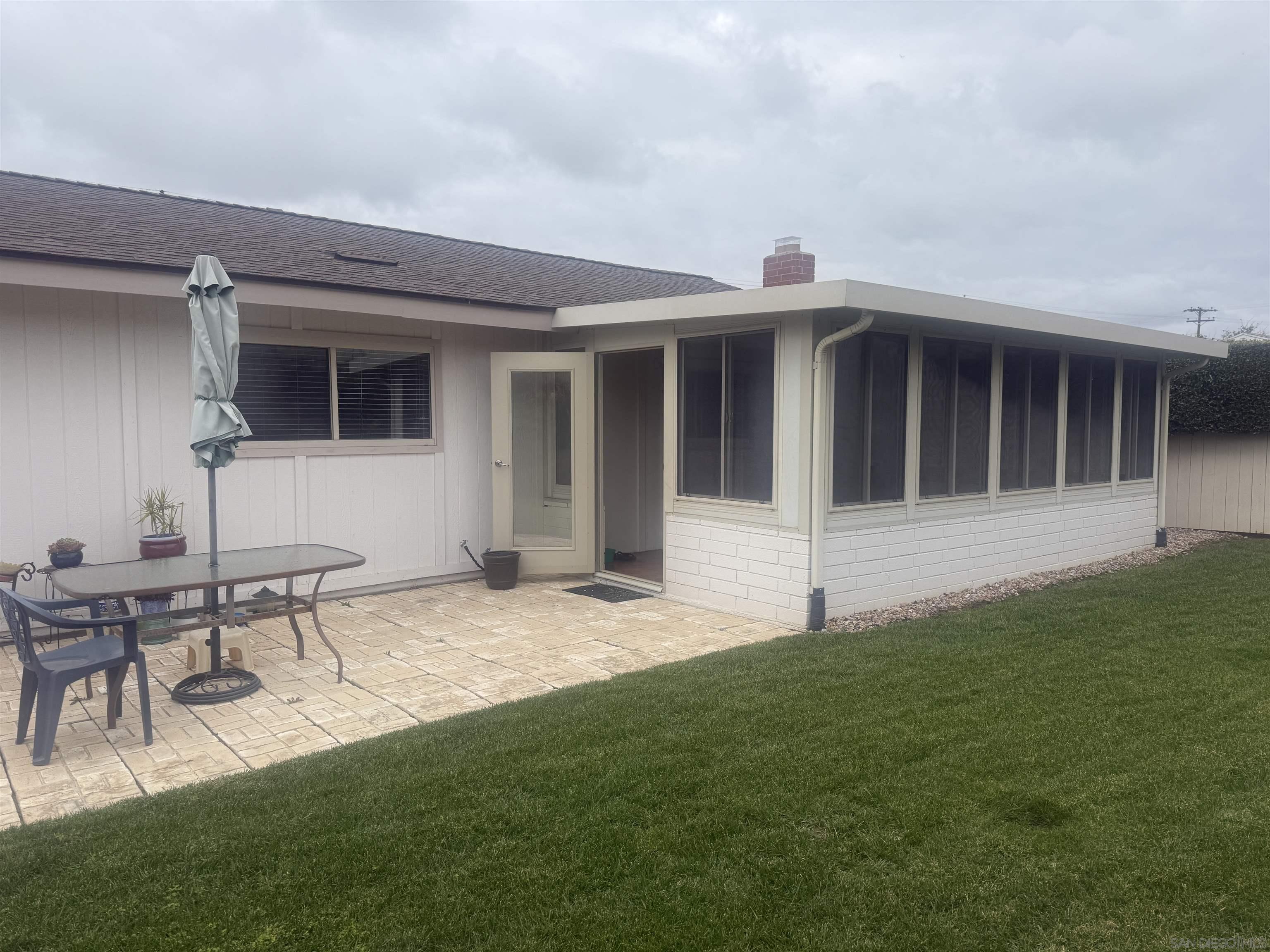 Detail Gallery Image 13 of 17 For 3755  Millikin Ave, San Diego,  CA 92122 - 3 Beds | 2 Baths