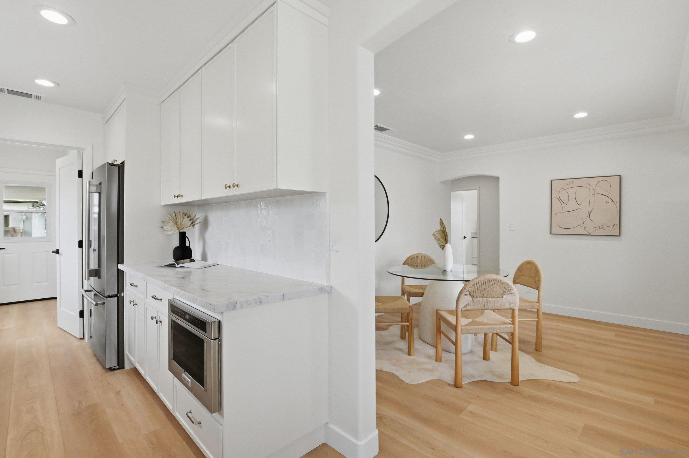 Detail Gallery Image 19 of 55 For 4906  Lorraine Dr, San Diego,  CA 92115 - 3 Beds | 3 Baths