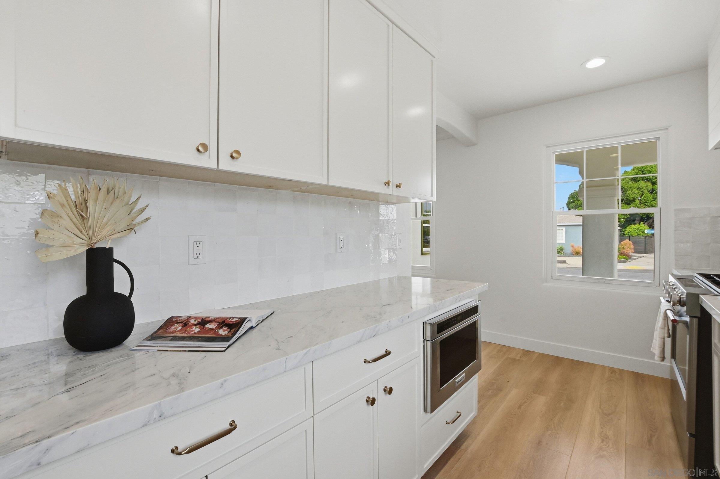 Detail Gallery Image 24 of 55 For 4906  Lorraine Dr, San Diego,  CA 92115 - 3 Beds | 3 Baths