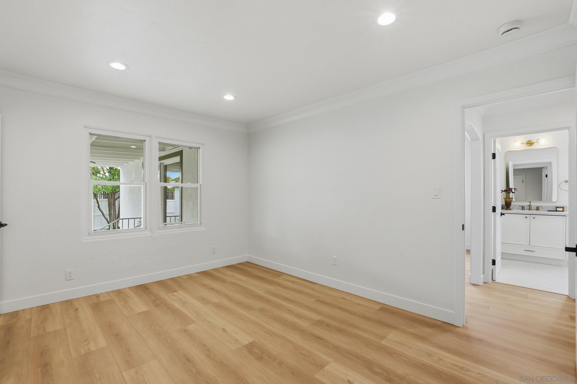 Detail Gallery Image 29 of 55 For 4906  Lorraine Dr, San Diego,  CA 92115 - 3 Beds | 3 Baths