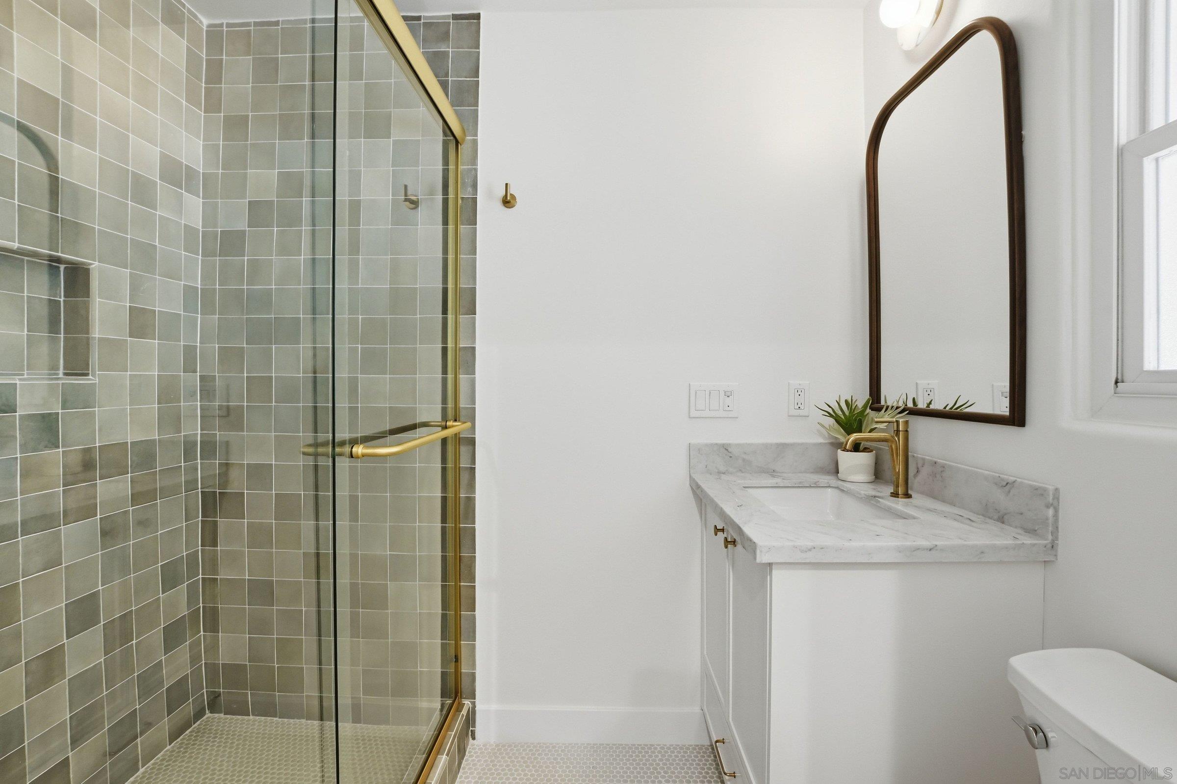 Detail Gallery Image 30 of 55 For 4906  Lorraine Dr, San Diego,  CA 92115 - 3 Beds | 3 Baths