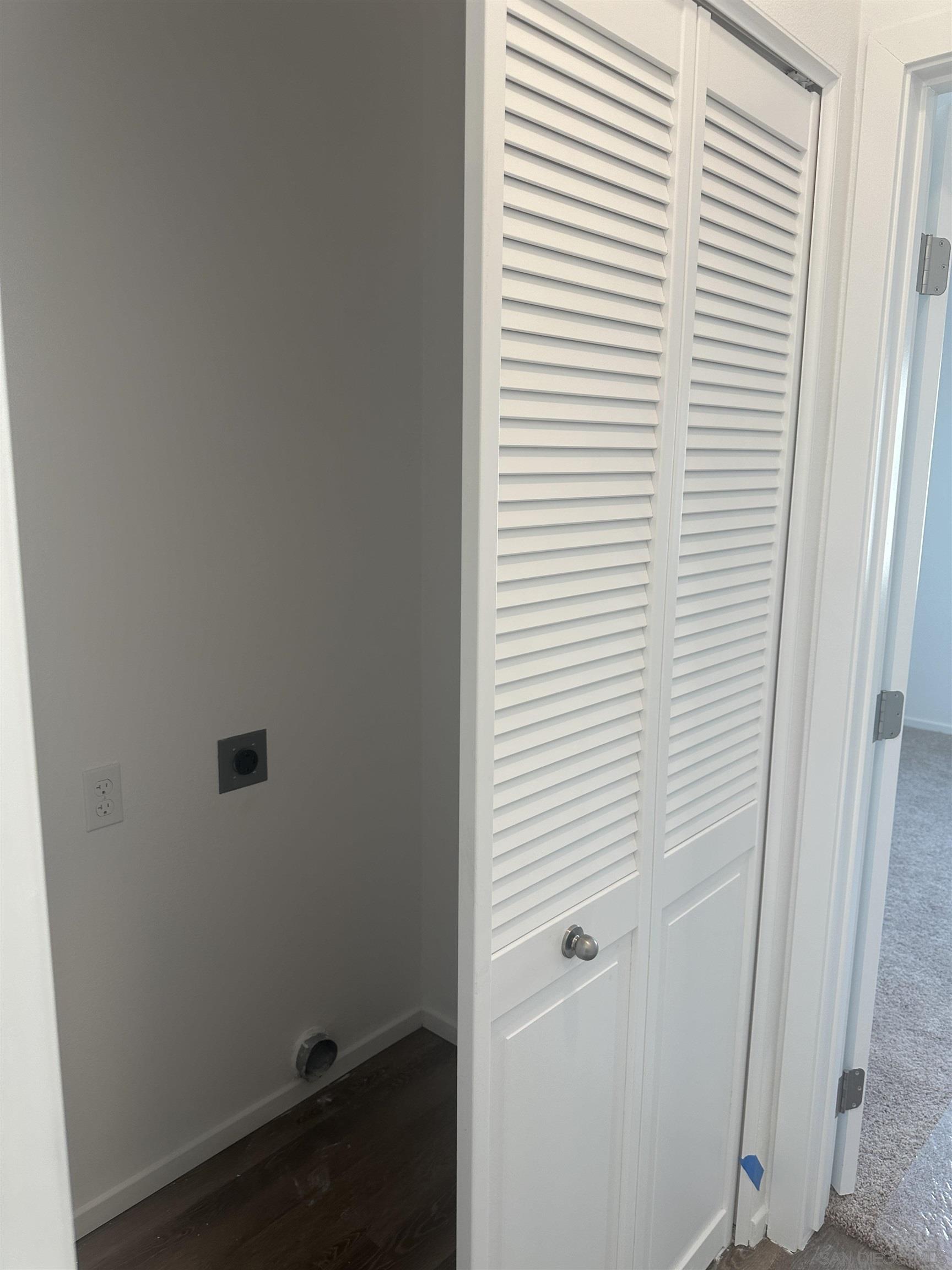 Detail Gallery Image 19 of 26 For 4952  Ocean View Blvd, San Diego,  CA 92113 - 3 Beds | 3 Baths