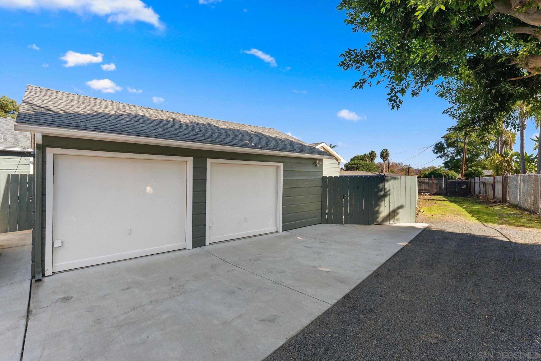 Detail Gallery Image 28 of 39 For 6673-75  Amherst St, San Diego,  CA 92115 - – Beds | – Baths