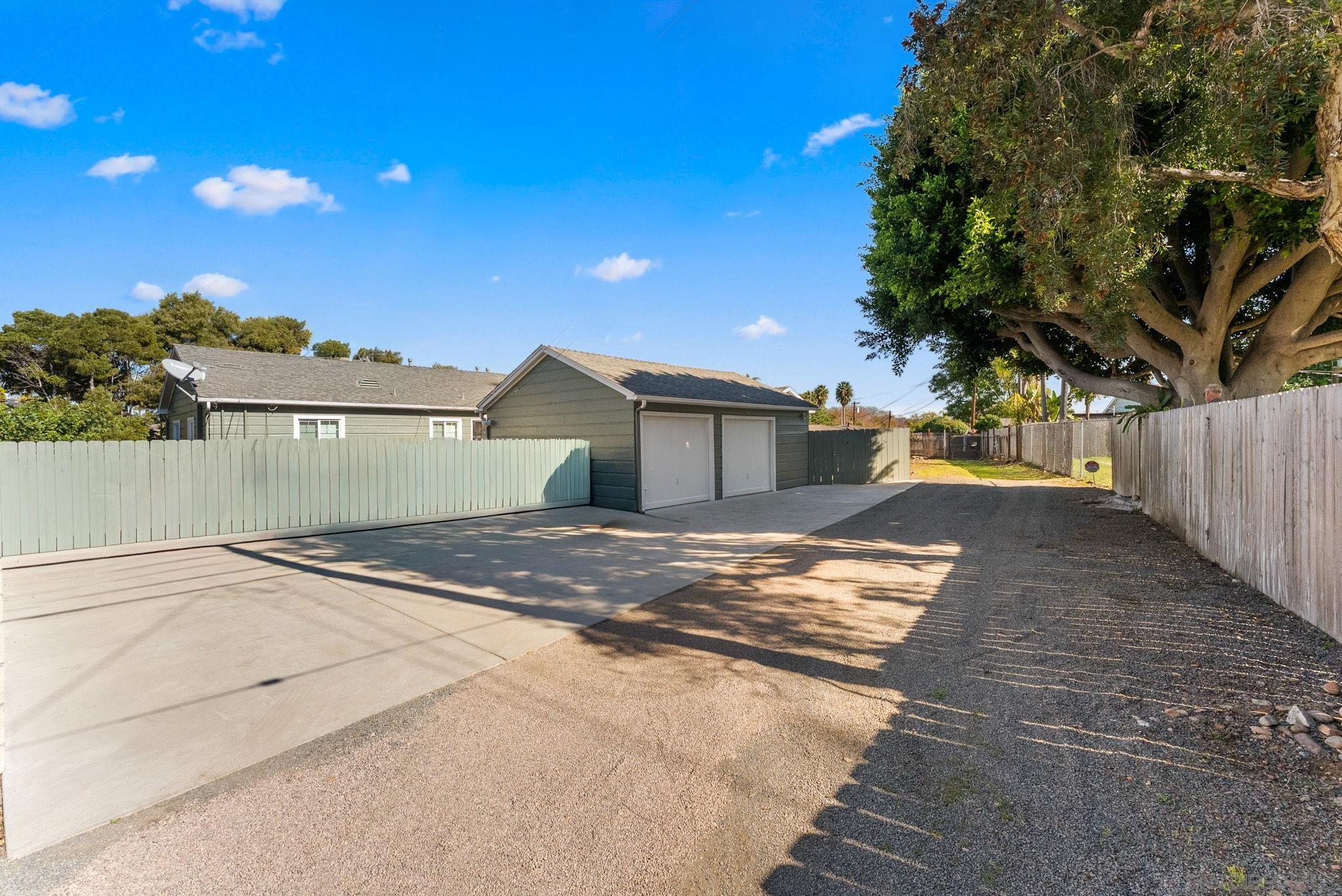 Detail Gallery Image 5 of 39 For 6673-75  Amherst St, San Diego,  CA 92115 - – Beds | – Baths