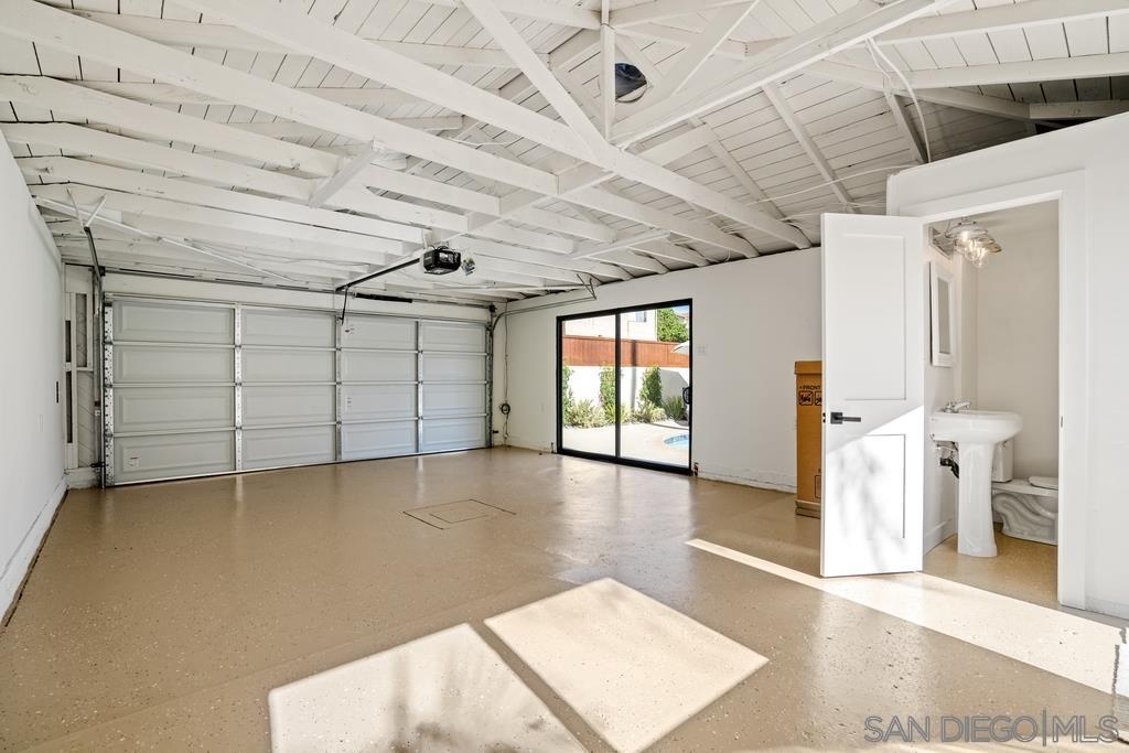 Detail Gallery Image 20 of 20 For 1436  Missouri St, San Diego,  CA 92109 - 5 Beds | 4/1 Baths