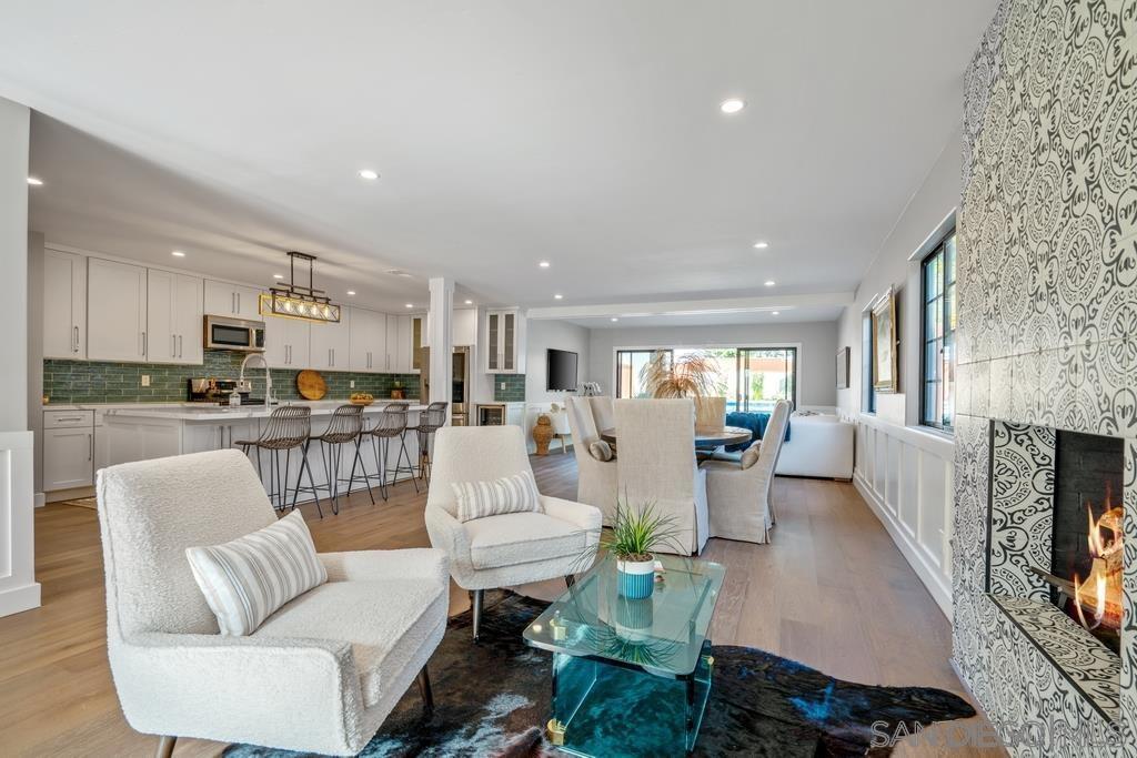 Detail Gallery Image 3 of 20 For 1436  Missouri St, San Diego,  CA 92109 - 5 Beds | 4/1 Baths