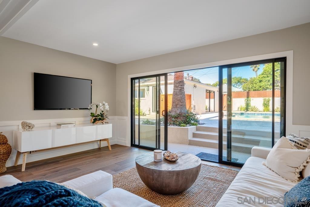 Detail Gallery Image 7 of 20 For 1436  Missouri St, San Diego,  CA 92109 - 5 Beds | 4/1 Baths