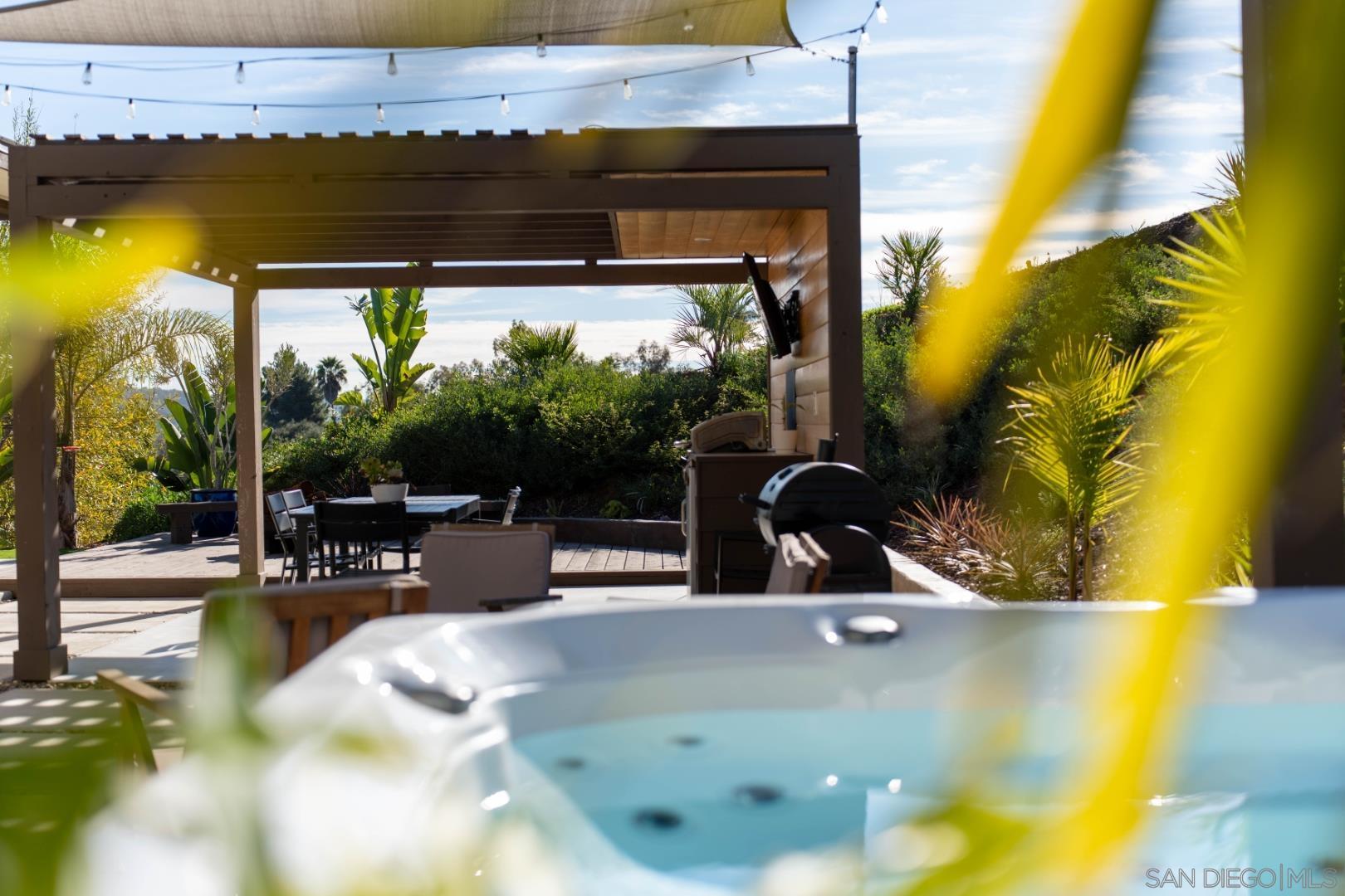 Detail Gallery Image 19 of 27 For 4407  Ramona Drive, Fallbrook,  CA 92028 - 4 Beds | 3/1 Baths