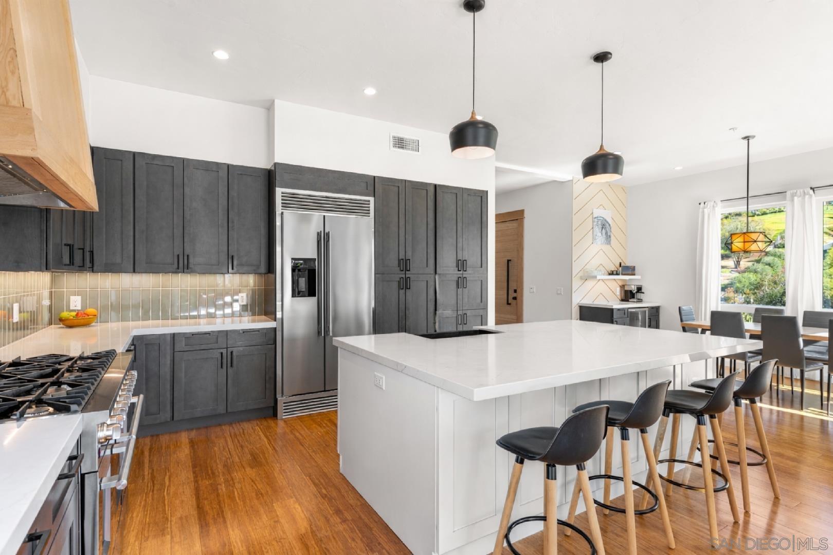 Detail Gallery Image 6 of 27 For 4407  Ramona Drive, Fallbrook,  CA 92028 - 4 Beds | 3/1 Baths