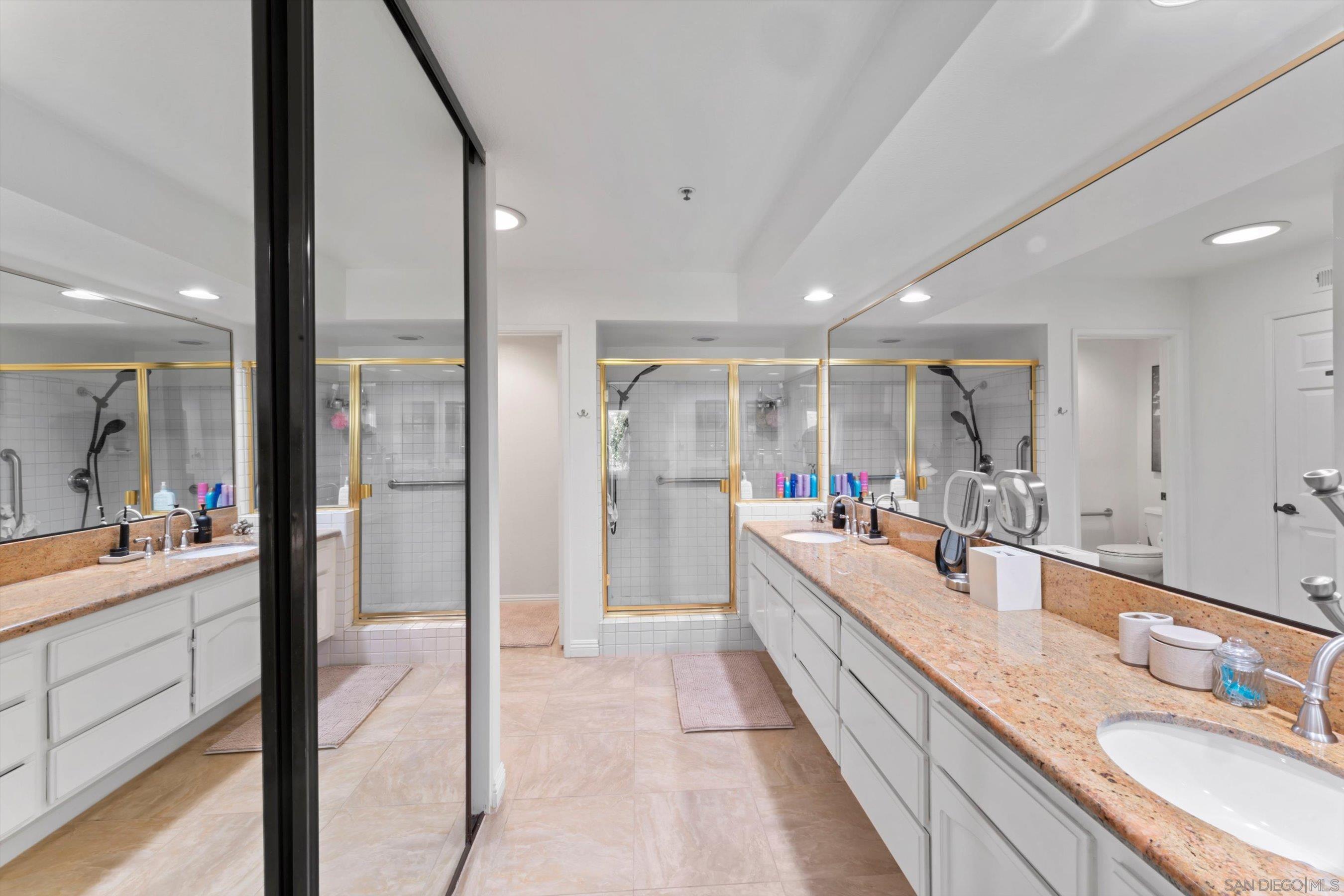 Detail Gallery Image 29 of 46 For 1938  Spyglass Circle, Vista,  CA 92081 - 2 Beds | 2 Baths