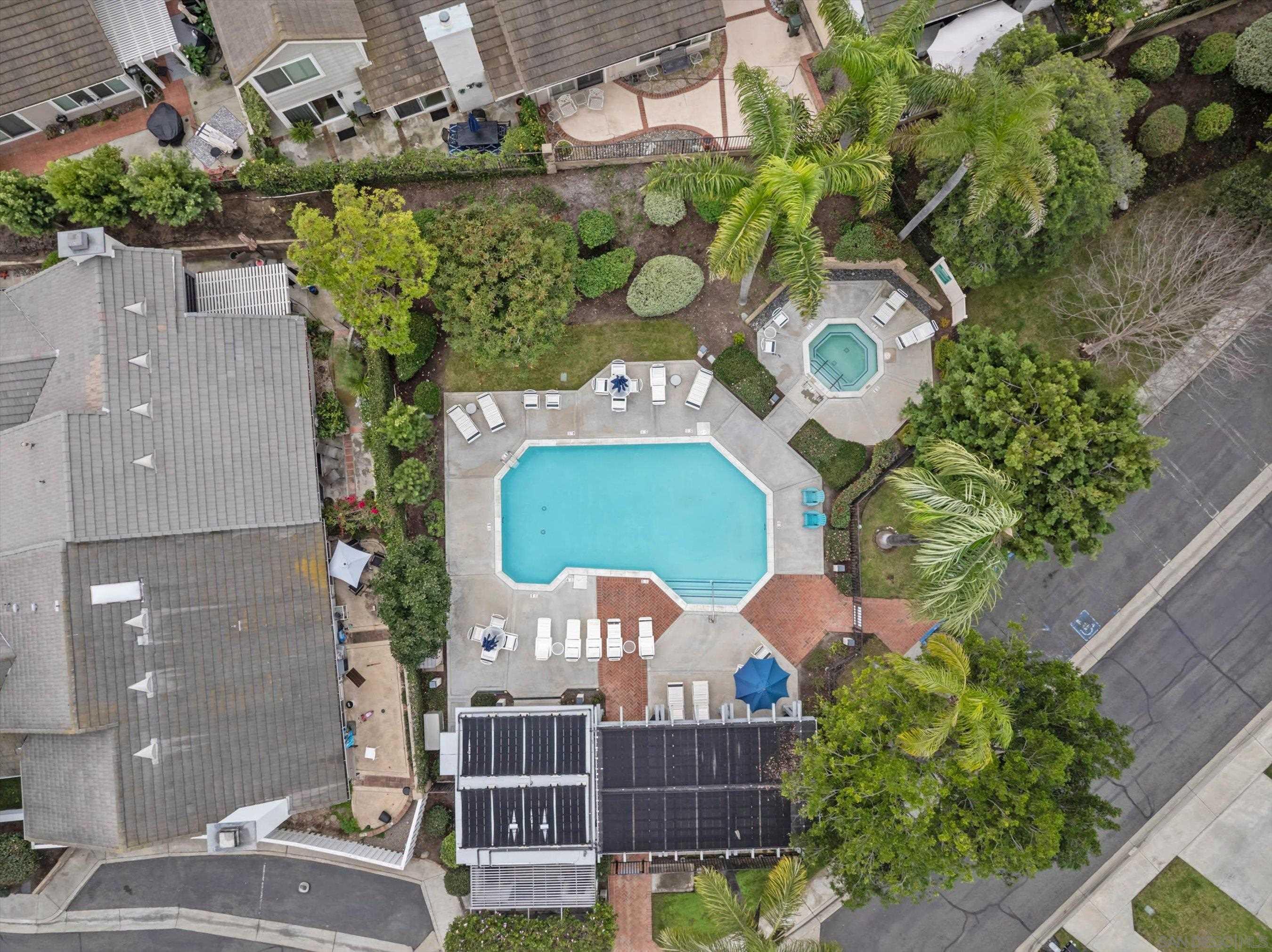 Detail Gallery Image 46 of 46 For 1938  Spyglass Circle, Vista,  CA 92081 - 2 Beds | 2 Baths