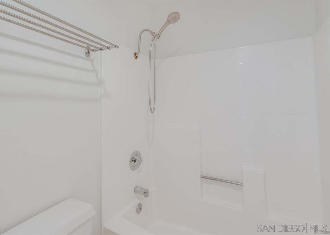 Detail Gallery Image 12 of 22 For 18826  Caminito Cantilena  #111,  San Diego,  CA 92128 - 2 Beds | 2/1 Baths