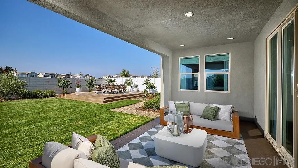 Detail Gallery Image 12 of 16 For 111  Metz Way, Oceanside,  CA 92057 - 4 Beds | 3 Baths