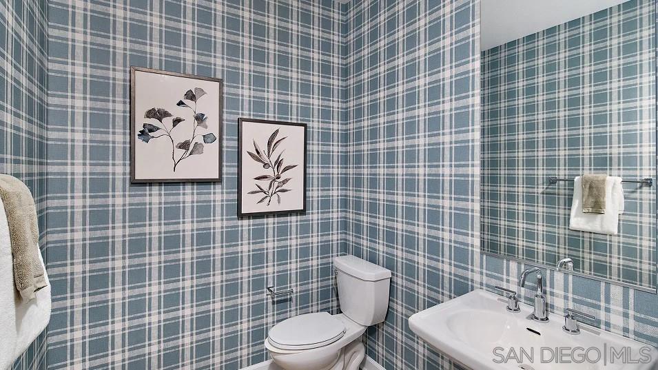 Detail Gallery Image 22 of 29 For 120  Alethea Way, Oceanside,  CA 92057 - 4 Beds | 4/1 Baths