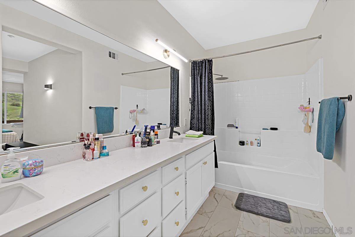 Detail Gallery Image 10 of 20 For 3321  Dehesa Rd  #95,  El Cajon,  CA 92019 - 2 Beds | 2 Baths
