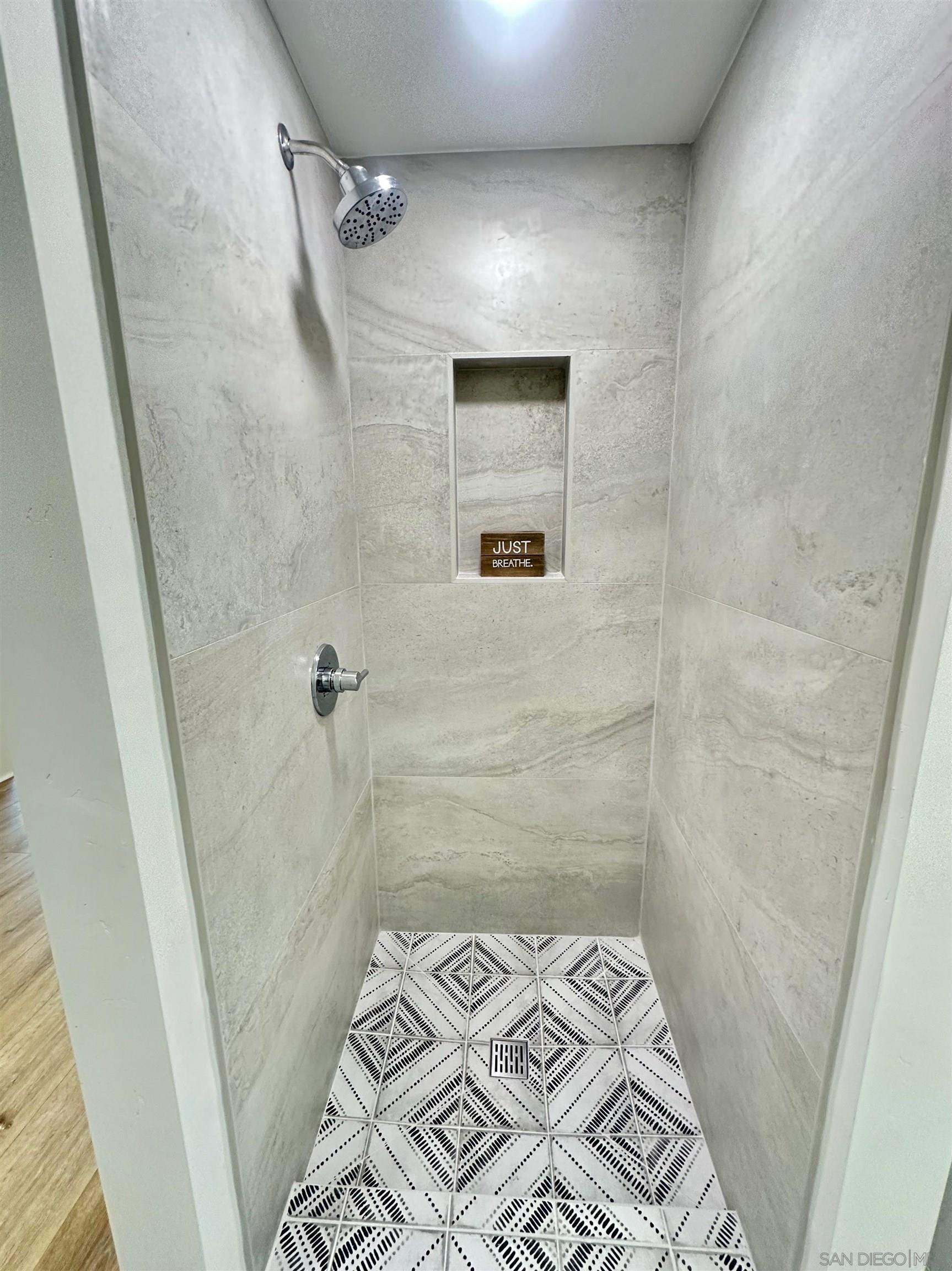 Detail Gallery Image 30 of 33 For 16634  Bernardo Oaks Dr, San Diego,  CA 92128 - 2 Beds | 2 Baths