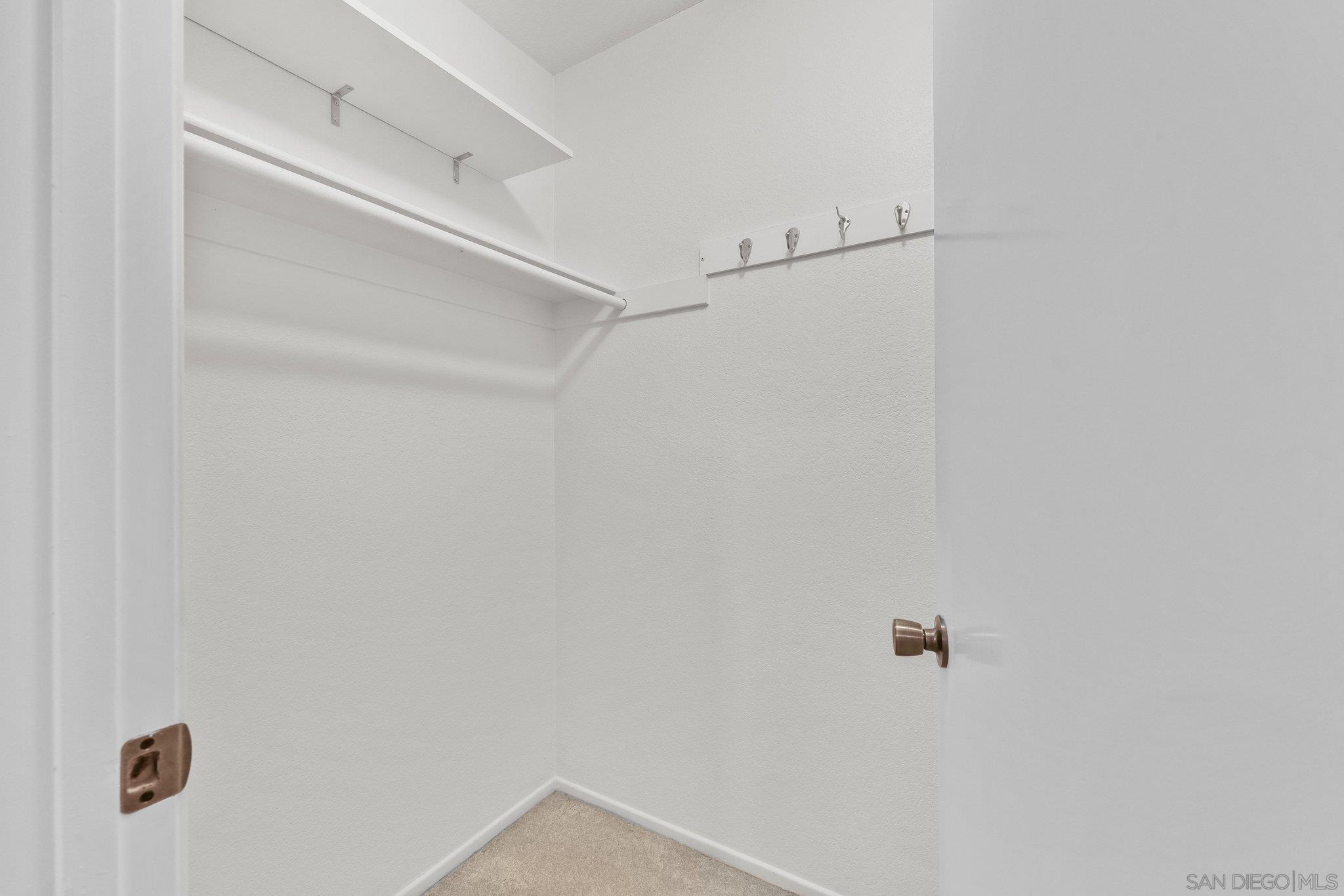 Detail Gallery Image 23 of 35 For 740  Breeze Hill Rd.  #193,  Vista,  CA 92081 - 2 Beds | 2/1 Baths