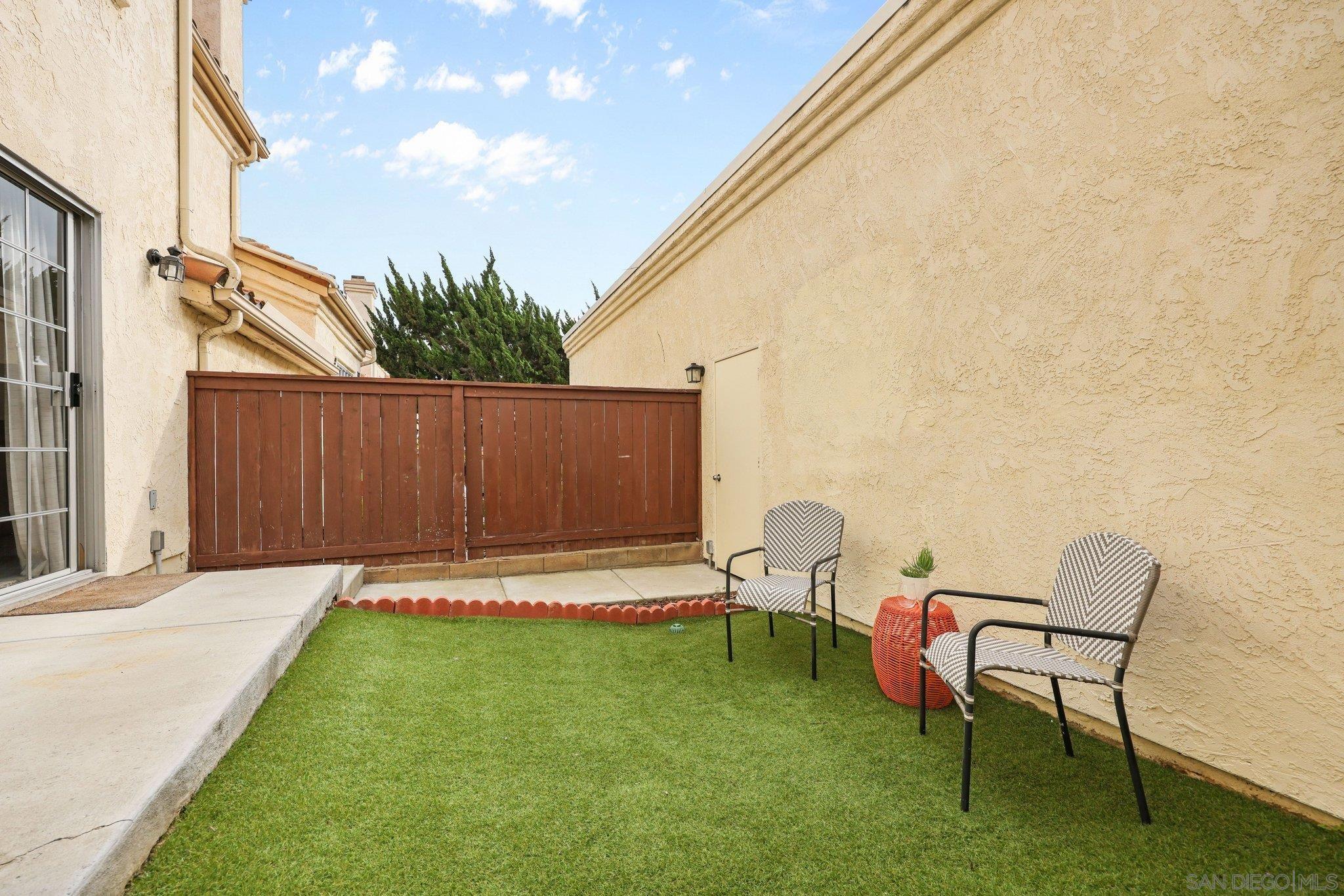 Detail Gallery Image 24 of 35 For 740  Breeze Hill Rd.  #193,  Vista,  CA 92081 - 2 Beds | 2/1 Baths