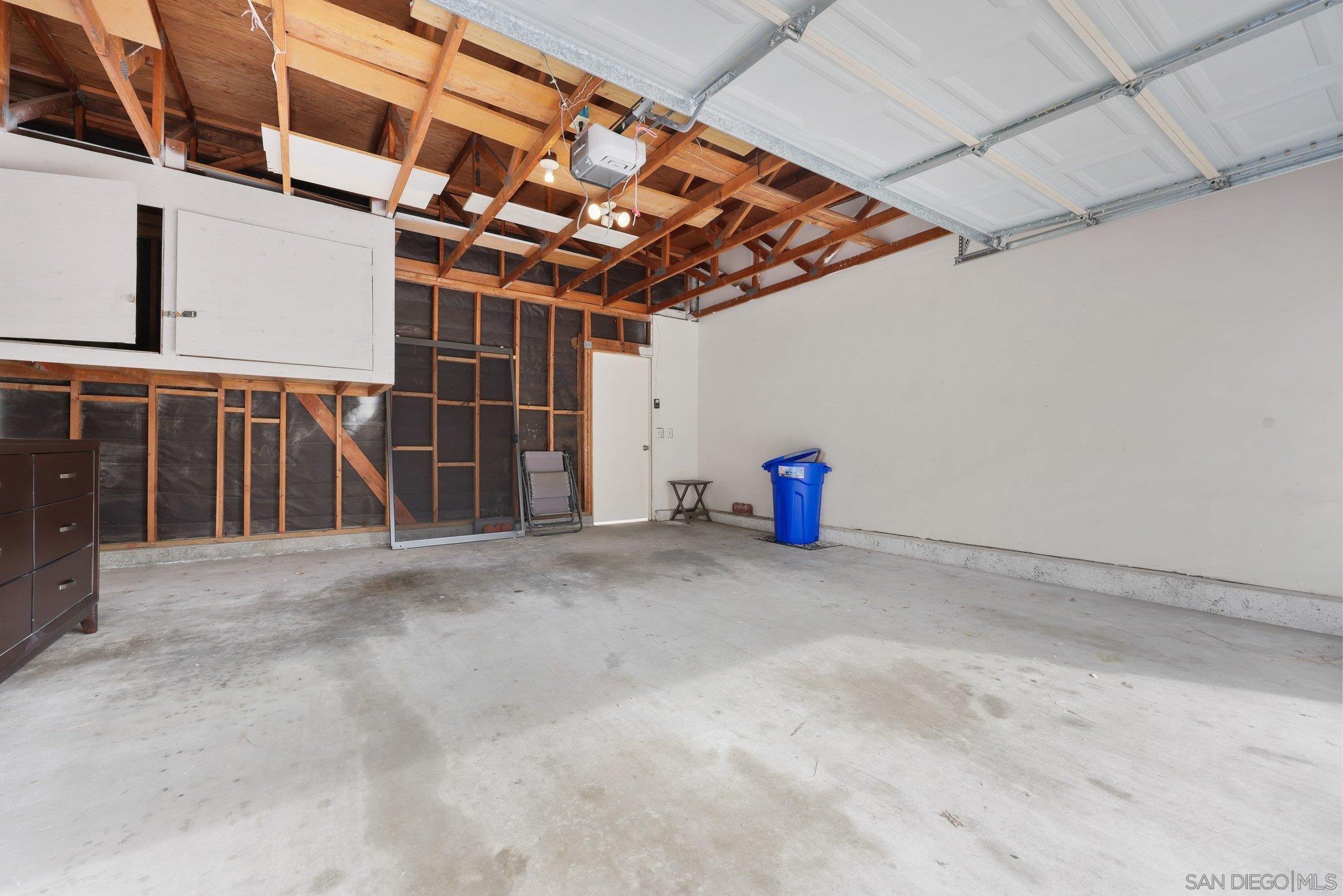 Detail Gallery Image 27 of 35 For 740  Breeze Hill Rd.  #193,  Vista,  CA 92081 - 2 Beds | 2/1 Baths