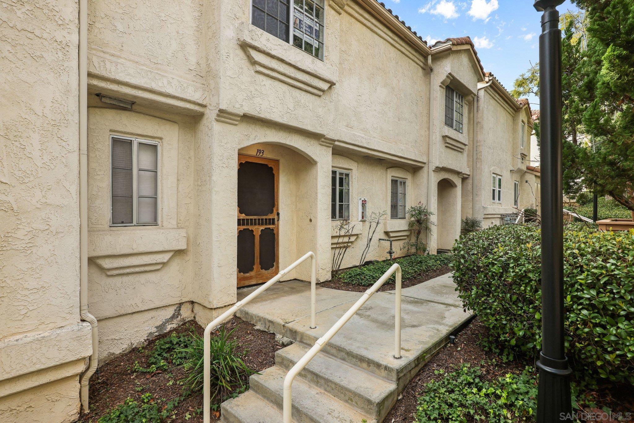 Detail Gallery Image 30 of 35 For 740  Breeze Hill Rd.  #193,  Vista,  CA 92081 - 2 Beds | 2/1 Baths