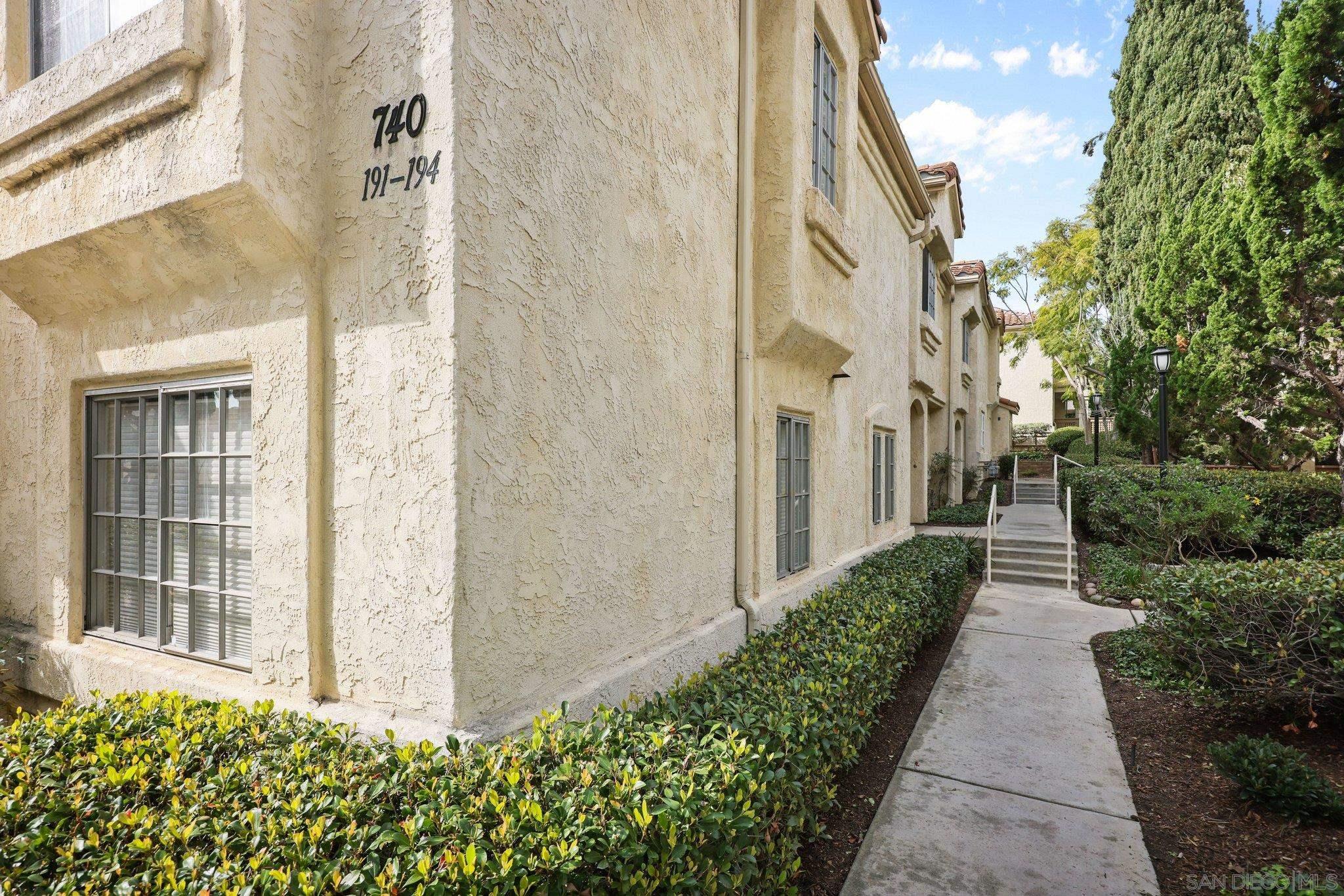 Detail Gallery Image 31 of 35 For 740  Breeze Hill Rd.  #193,  Vista,  CA 92081 - 2 Beds | 2/1 Baths