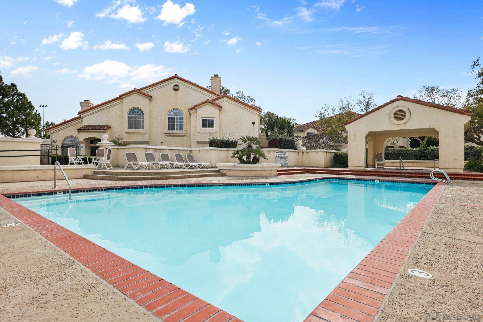 Detail Gallery Image 32 of 35 For 740  Breeze Hill Rd.  #193,  Vista,  CA 92081 - 2 Beds | 2/1 Baths