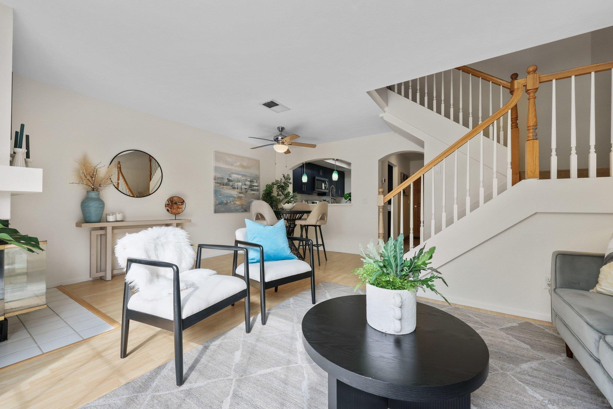 Detail Gallery Image 8 of 35 For 740  Breeze Hill Rd.  #193,  Vista,  CA 92081 - 2 Beds | 2/1 Baths