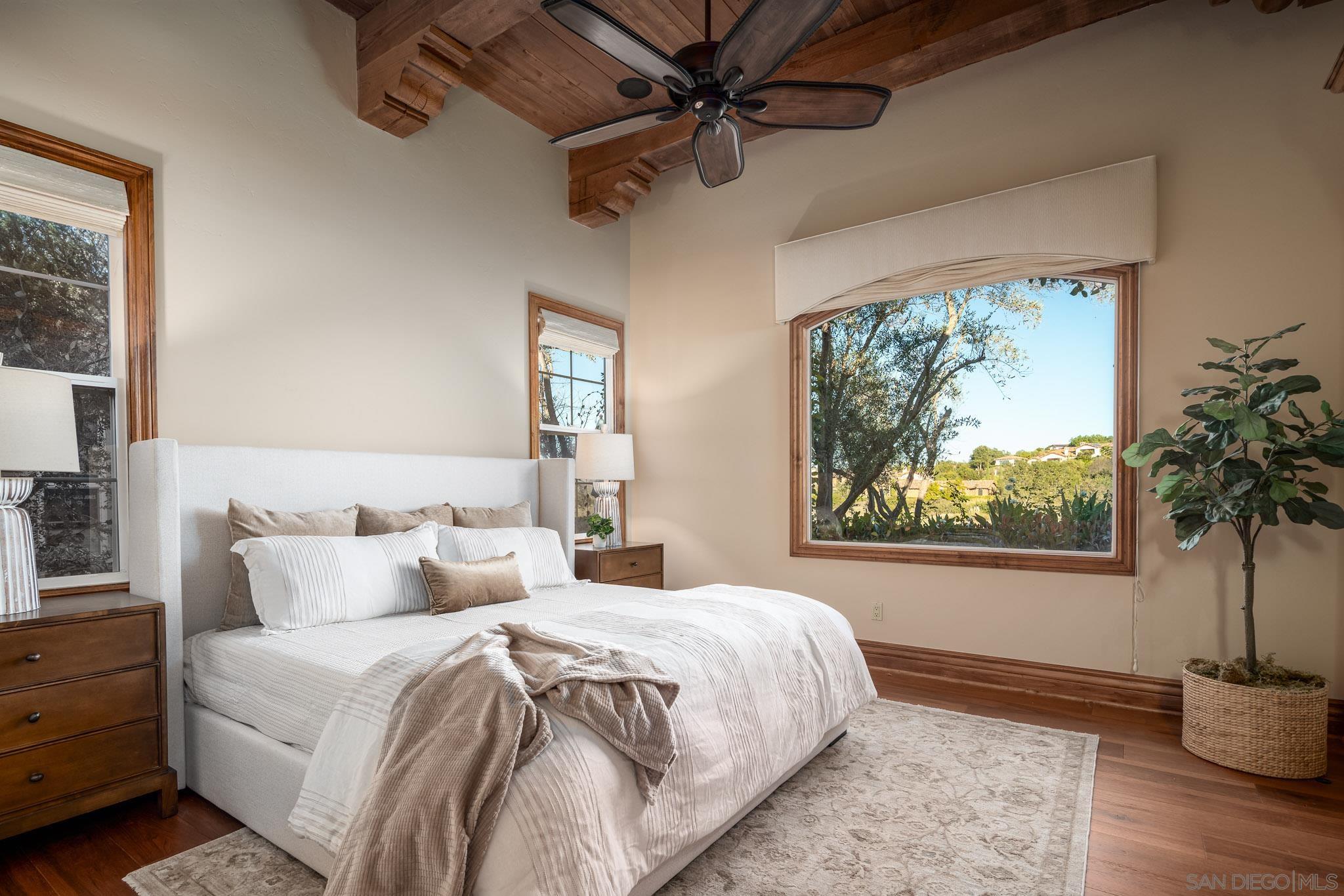 Detail Gallery Image 14 of 51 For 8341  Santaluz Village Green E, San Diego,  CA 92127 - 3 Beds | 2/1 Baths