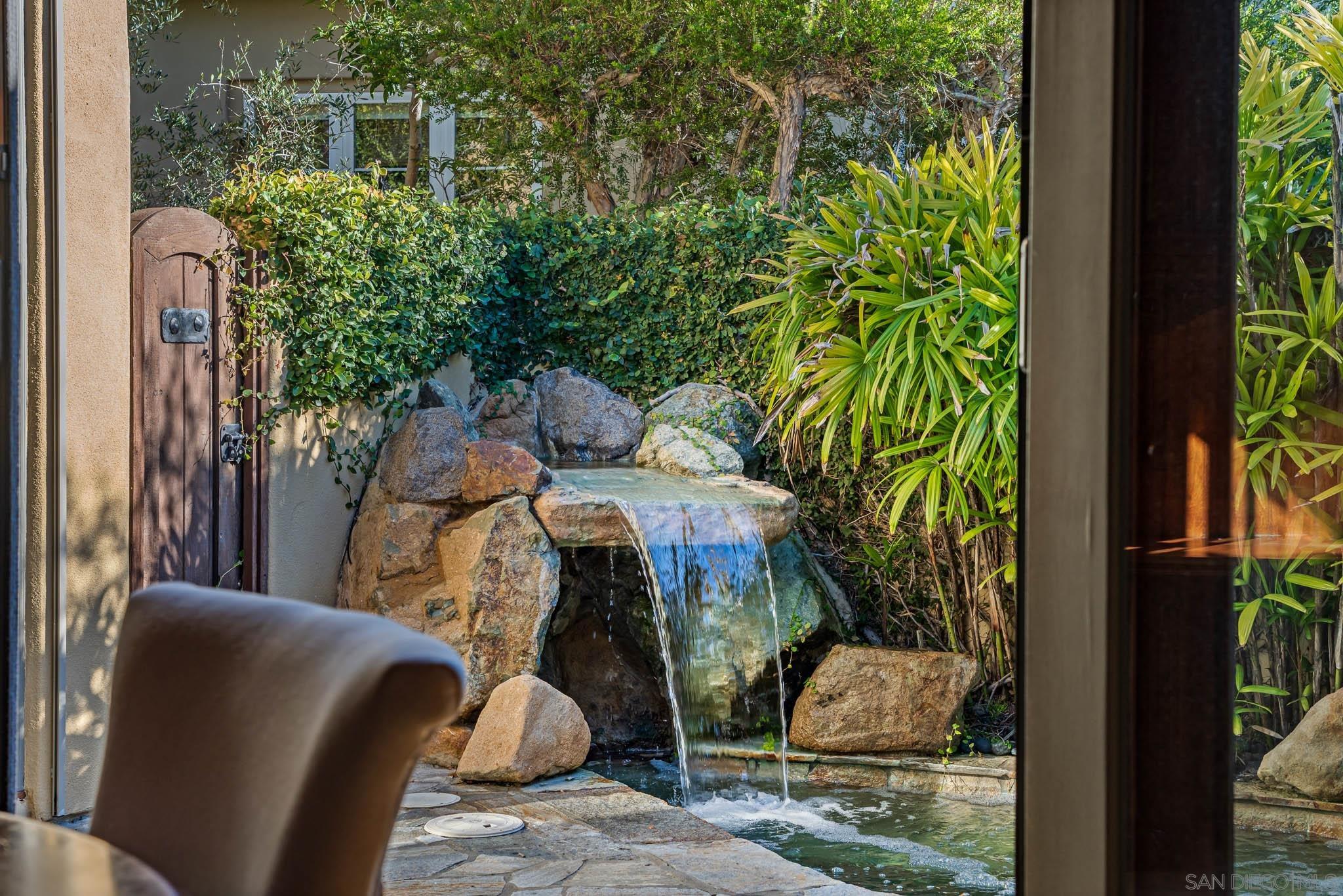 Detail Gallery Image 31 of 51 For 8341  Santaluz Village Green E, San Diego,  CA 92127 - 3 Beds | 2/1 Baths