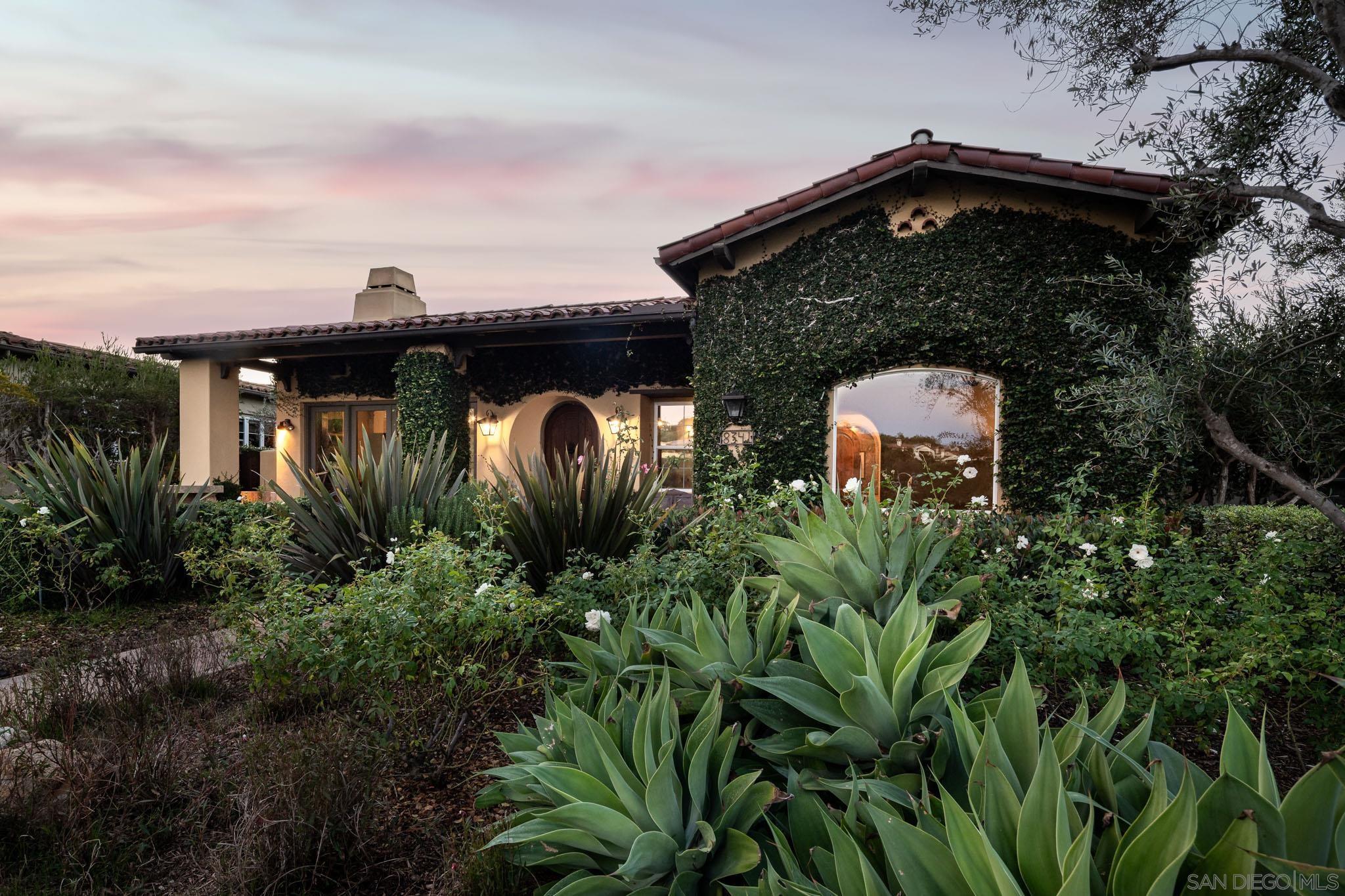 Detail Gallery Image 35 of 51 For 8341  Santaluz Village Green E, San Diego,  CA 92127 - 3 Beds | 2/1 Baths