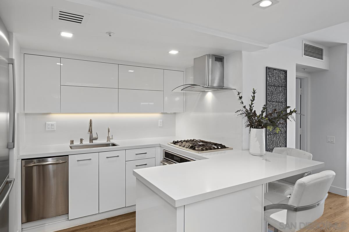 Detail Gallery Image 15 of 53 For 500 W Harbor Dr  #107,  San Diego,  CA 92101 - 2 Beds | 2 Baths