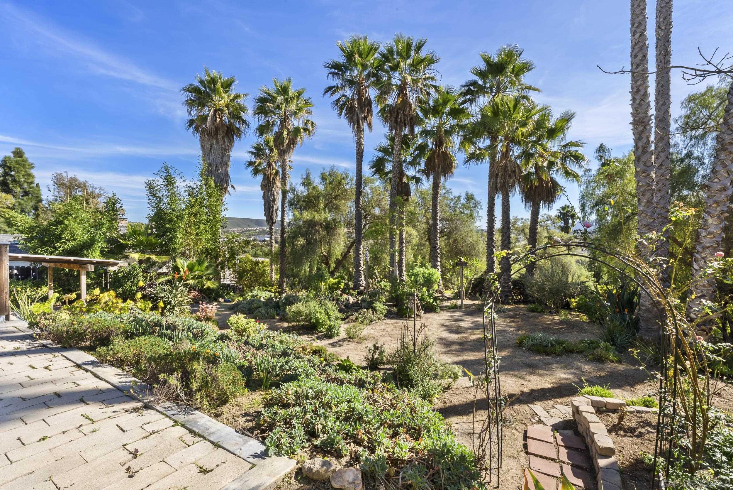 Detail Gallery Image 40 of 59 For 620  Plumosa Ave, Vista,  CA 92081 - 4 Beds | 2 Baths