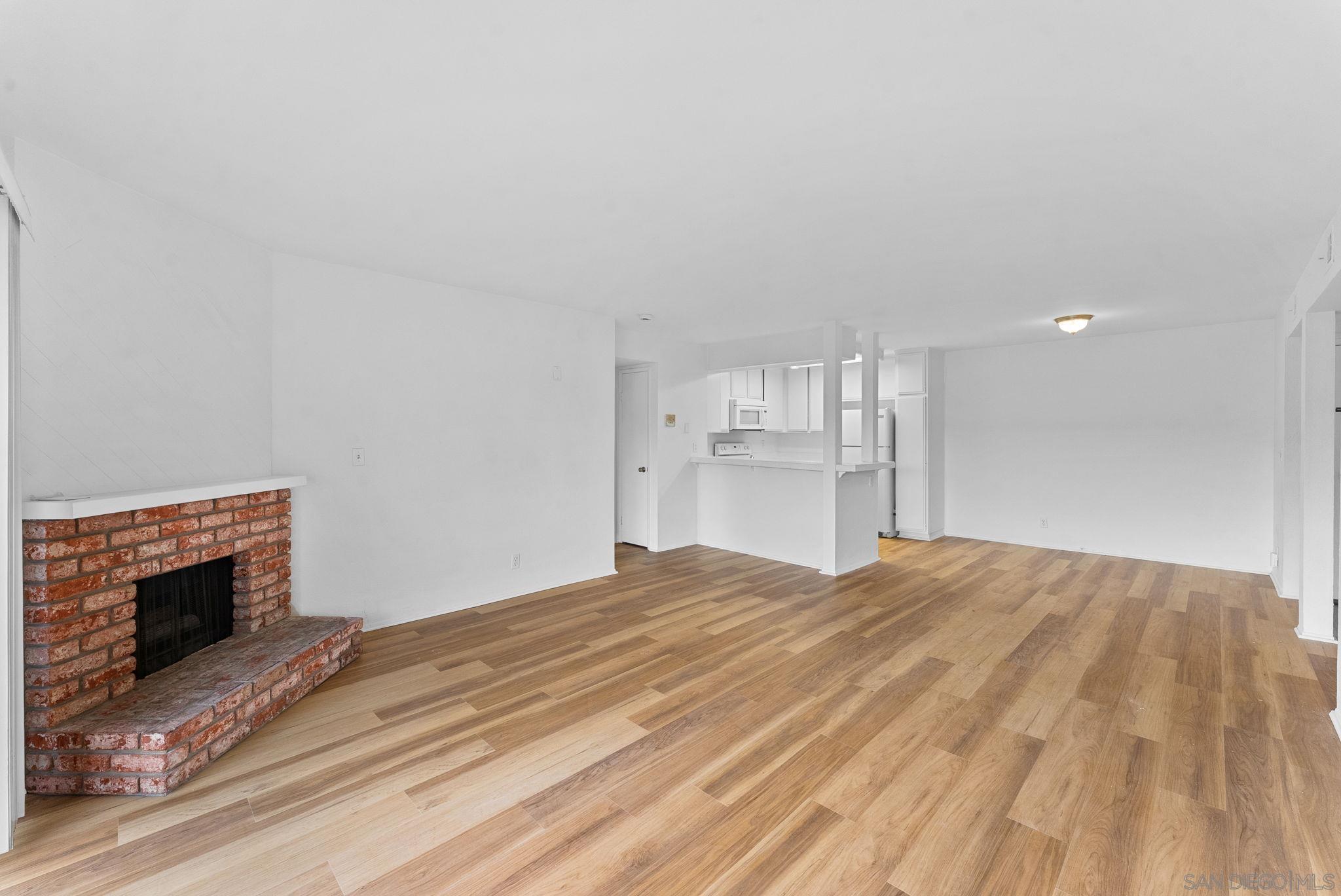 Detail Gallery Image 7 of 24 For 6717  Friars Rd  #63,  San Diego,  CA 92108 - 2 Beds | 2 Baths