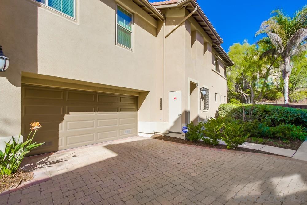 Detail Gallery Image 2 of 49 For 9240  Piantino Way, San Diego,  CA 92108 - 3 Beds | 2 Baths