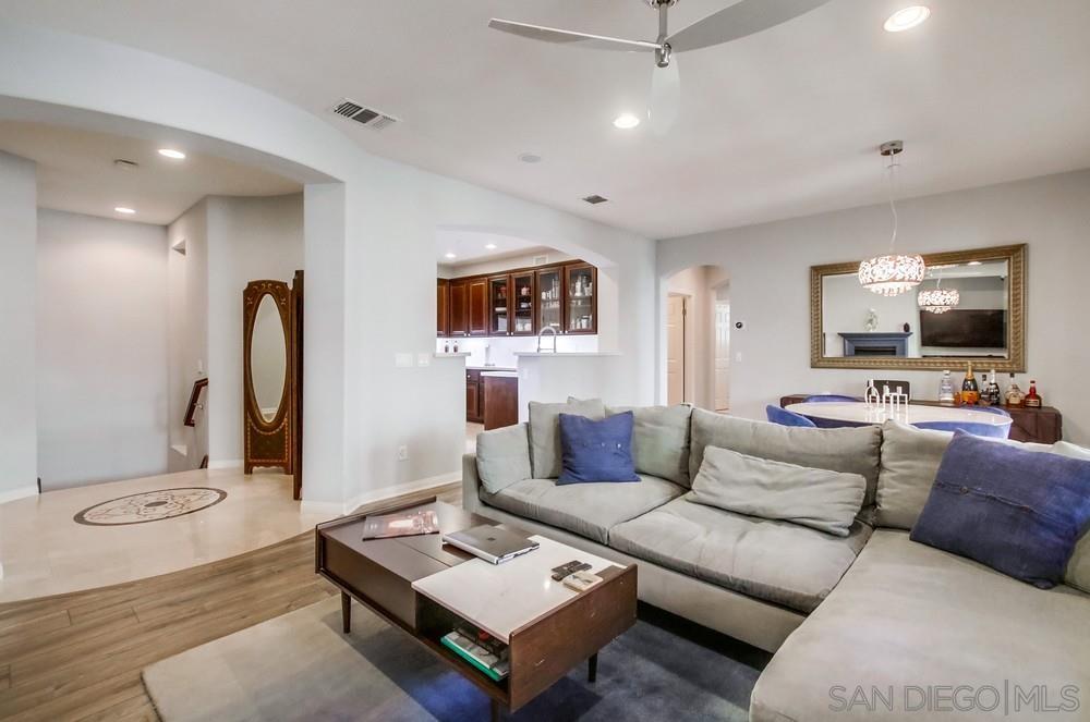 Detail Gallery Image 5 of 49 For 9240  Piantino Way, San Diego,  CA 92108 - 3 Beds | 2 Baths