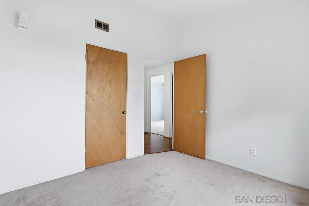 Detail Gallery Image 16 of 28 For 3215  Cabrillo Mesa Dr, San Diego,  CA 92123 - 3 Beds | 2 Baths