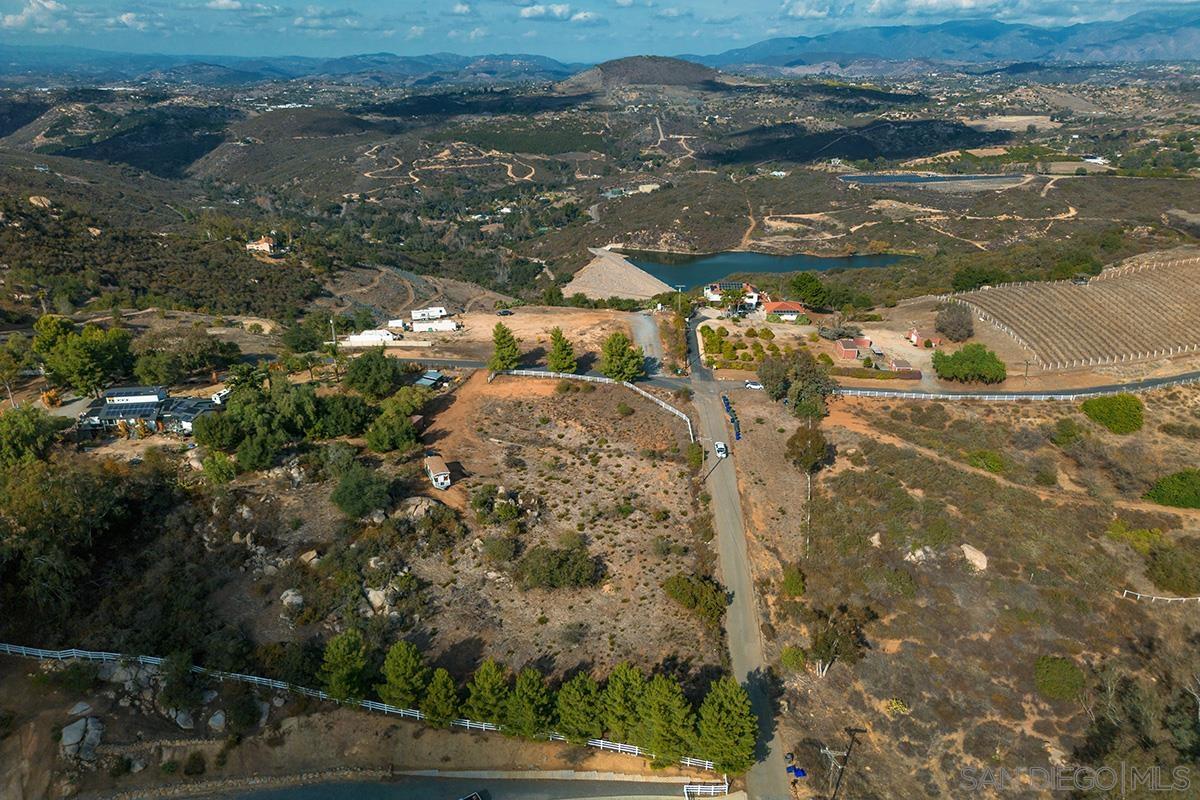 Detail Gallery Image 3 of 14 For , Escondido,  CA 92026 - – Beds | – Baths